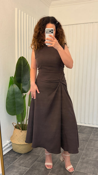 Helen Kahve Büzgü Detay Midi Elbise